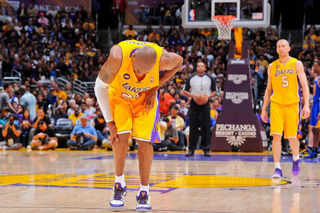 开云体育入口-巴爷：我见过科比带着各种伤病打球 除非动不了否则他一定会上场